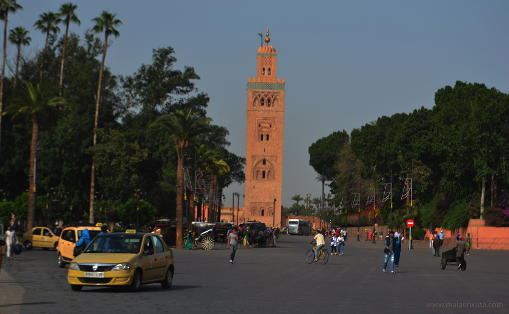 Minarete da Mesquita de Koutobia, em Marraquexe, Marrocos