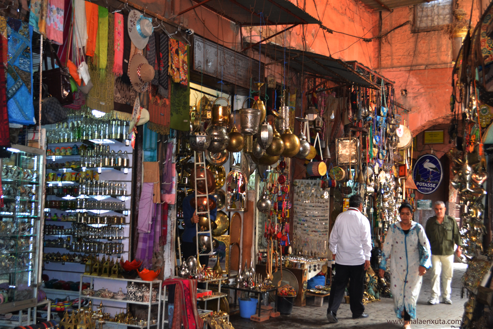 Mercado na medina de Marraquexe