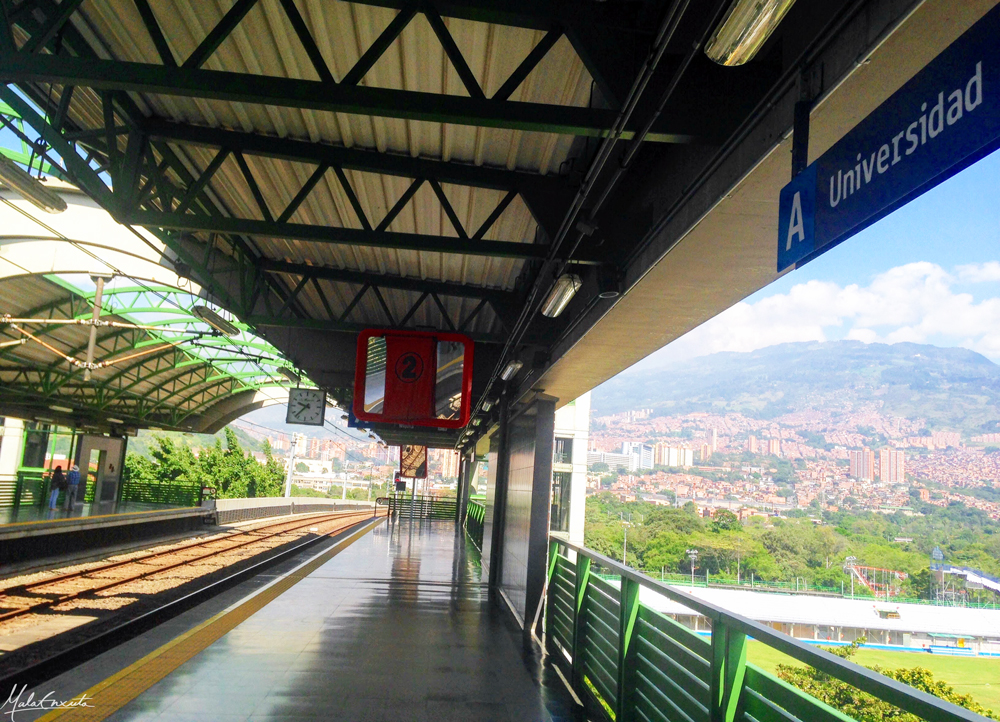 Estação Universidad, do metro de Mendellim Colômbia.